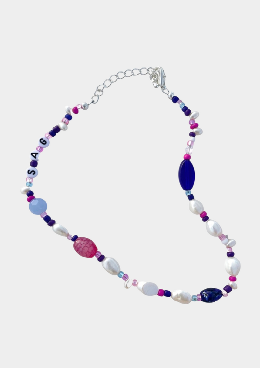 DOOZ Zodiac Sagittarius necklace with pearls and multicolored glass beads